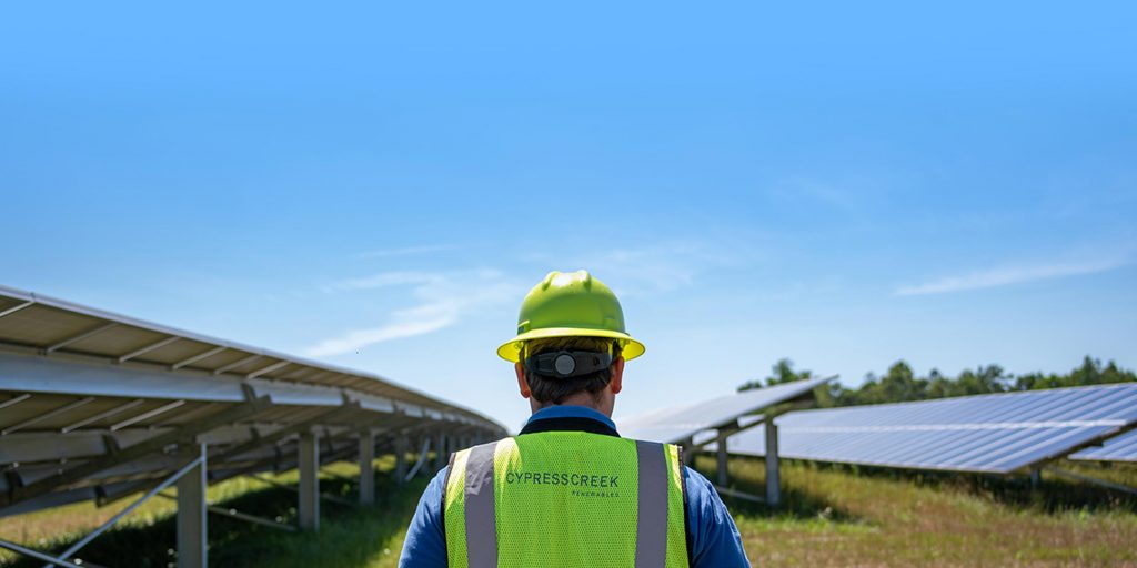 ☀️🔋 Top 10 Renewable Energy Companies (2019) 🔋🌬️ — Solar & Wind